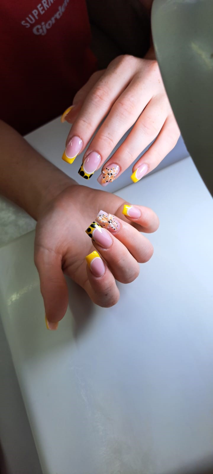 Nail design by Matilda Studio