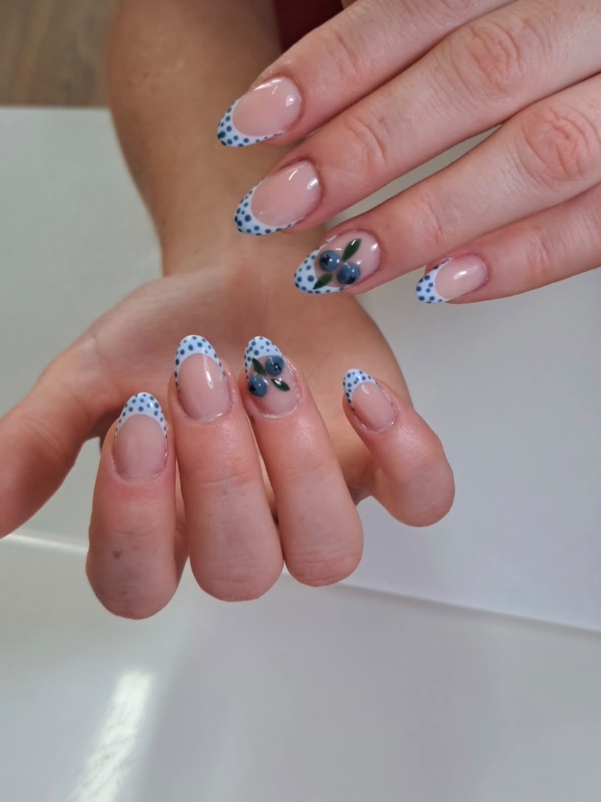 Nail design by Matilda Studio