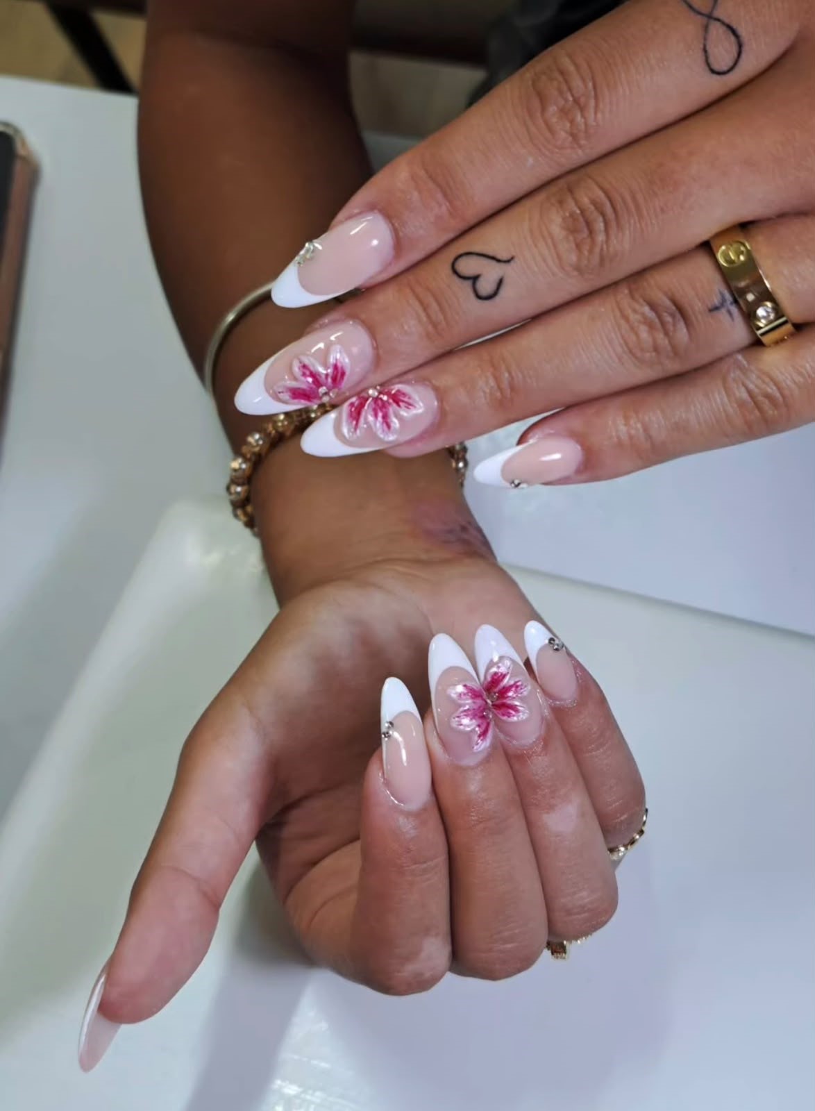 Nail design by Matilda Studio